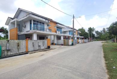 Cashback rm100K (t&c) !! SEMI D 2 Tingkat Binjai Kmn (Bebas Banjir)