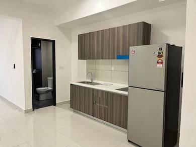 Partially furnished edusentral negotiable not studio 1 r 1 b setia ala