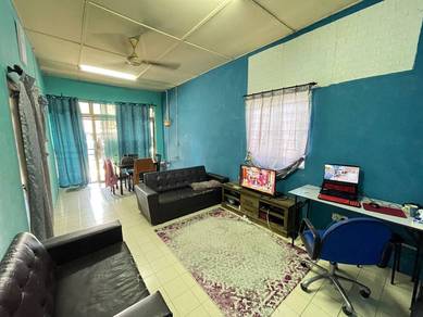 TAMAN JOHOR JAYA - End Lot Single Storey @ For Sale
