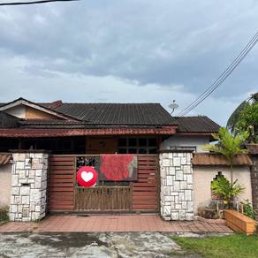 Taman Daya,Jalan Rumbia Corner lot single story terrace