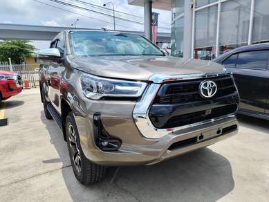 HIGH REBATE 2025 Toyota HILUX 2.4 V