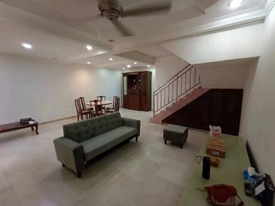 Johor Jaya Double Storey Fully furnish Nearby Permas Plentong Tmn Mole