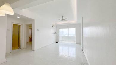 FREEHOLD RENOVATED Apartment Anggerik Villa 2 Bandar Teknologi Kajang
