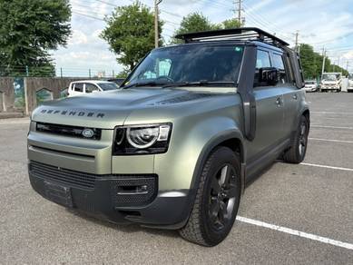 Land Rover defender 110 (A) Meridian Digital meter