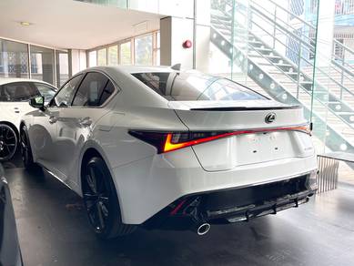 Lexus IS300 2.0 F-SPORT (A) Black Interior 5A