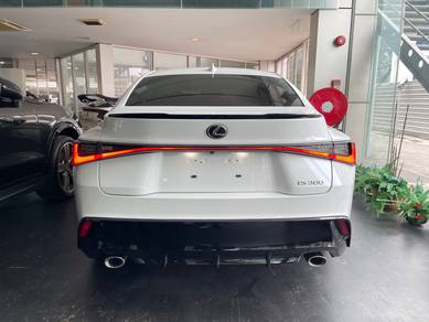 Lexus IS300 2.0 F-SPORT (A) Black Interior 5A