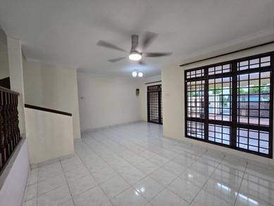 2 Storey @ Taman Mount Austin, Jalan Mutiara Emas, Tebrau