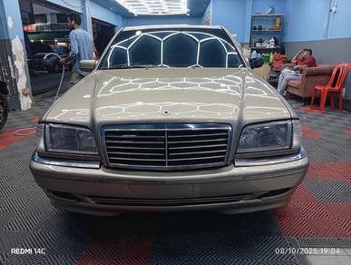 Mercedes Benz C200 ELEGANCE (CBU) 2.0 (A)