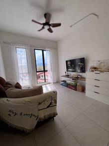 Nicely Renovated The Glen One Bedroom Unit For Sale