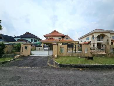 Bandar Baru Uda‼️ Banglo Tanah luas for sale Harga boleh runding🌟