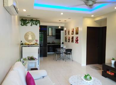 ASIA HEIGHT FURNISHED RENOVATED FREEHOLD CONDO for SALE