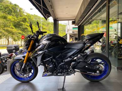 Suzuki GSX 750 GSX-S750