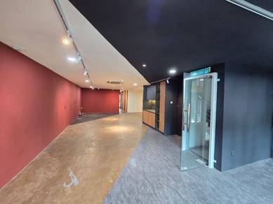 1st floor office at damansara SS21 uptown