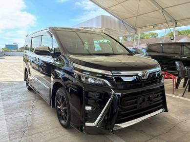 Toyota VOXY 2.0 ZS KIRAMEKI III (A)