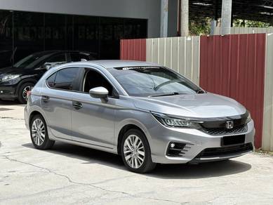 Honda CITY 1.5 V HATCHBACK (A) Full Service