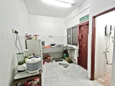 Corner 2 storey Taman Sungai Besi Indah Seri Kembangan near The Mines