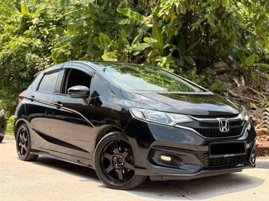 Honda JAZZ 1.5 V (A) ZERO MUKA FREE TRY LOAN