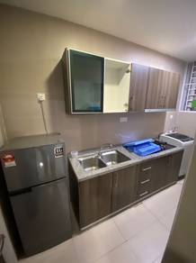 D Secret Garden 3 Bedroom 2 Car Park Near CIQ