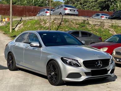 Mercedes Benz C200 2.0 AVANTGARDE (A)