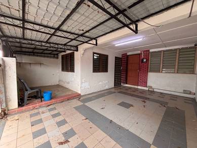 Teres setingkat kampung selamat, Kuantan
