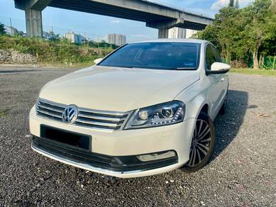 Volkswagen PASSAT 1.8 TSI (CKD) ENHANCED (A)