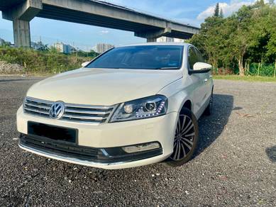 Volkswagen PASSAT 1.8 TSI (CKD) ENHANCED (A)