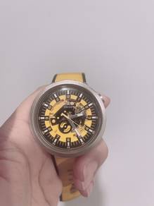 Swatch swiss (bolden yellow)