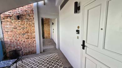 Boutique Hotel In Georgetown For Sale
