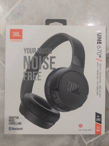 JBL 670 Noise Cancelling earphone 