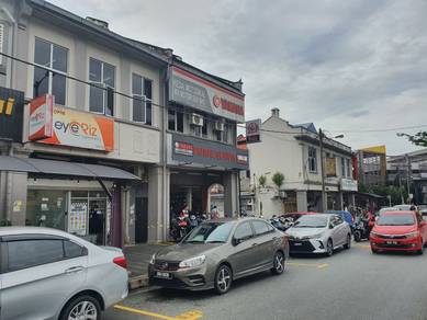 Double Storey Shop for Sale @ Pekan Sungai Besi