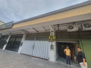 Shop opposite semenyih hi tech industrial park