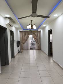 Desa Satumas Corner unit for Rent