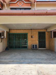 Rumah Teres 2 Tingkat Taman Seri Delima Dengkil