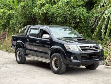 Toyota HILUX 2.5 (A) Free Warranty + Tinted