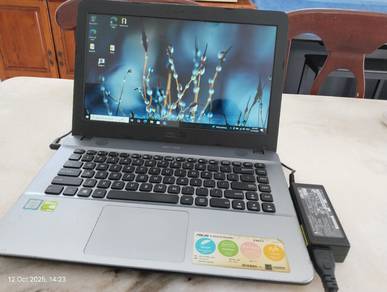 Laptop Asus Vivobook computer Asus X441U upgraded