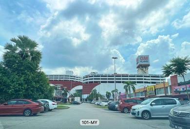 FACING PARKING !! 22x75 Bandar Botanic Near GM Ground Floor Shoplot