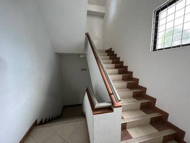 Purpose-Built Office Building🏢🏢  FOR RENT – KUCHING CITY CENTRE