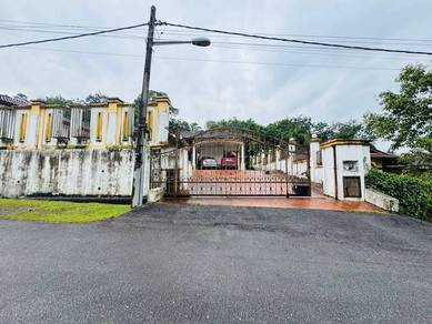 Bungalow House 1.5 Storey Sungai Plong Sungai Buloh Selangor