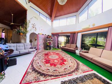 RENOVATED SPACIOUS Double Storey Bungalow Seksyen 6, Shah Alam