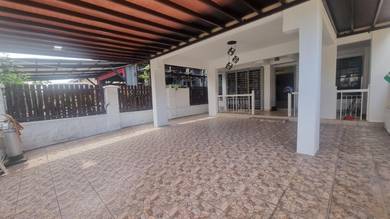 SPACIOUS 2 Storey Terrace Jalan Adang, Bukit Jelutong, Shah Alam