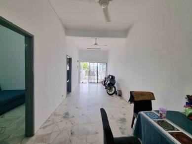 Facing Open, Single Storey Terrace, Fasa 1, Puncak Alam