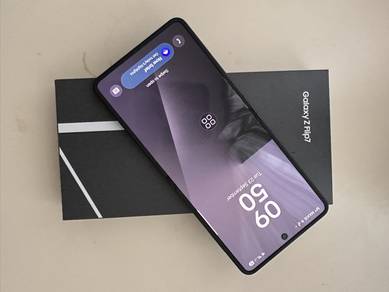 Samsung Z Flip 7