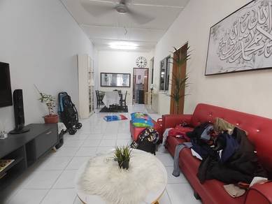 Taman Megah Ria Jalan Bayan Single Storey Terrace House,Masai