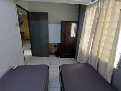 Pudu Small Room, Master Room / Bilik Sewa (Walk to MRT, Mytown, ikea)