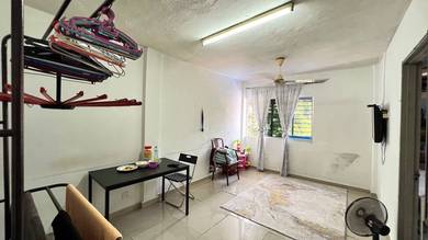 Flat Desa Baiduri, Cheras Selangor