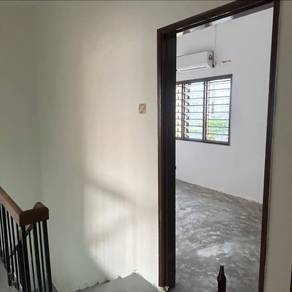 Bukit Tiram, Jalan Ledang Double storey