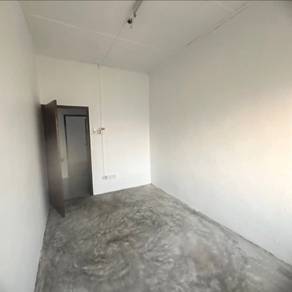 Bukit Tiram, Jalan Ledang Double storey