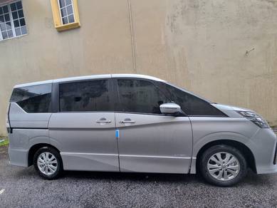 Nissan Serena for Rent