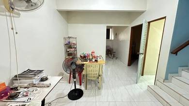 Taman Universiti @Jalan Kebangsaan Double Storey House for Sale