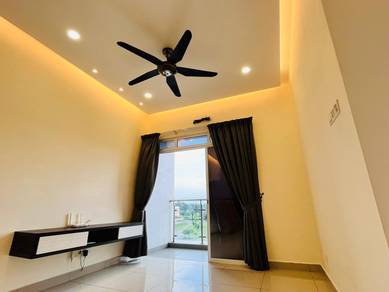 Beautiful Golf View Amverton Green Condominium  For Rent